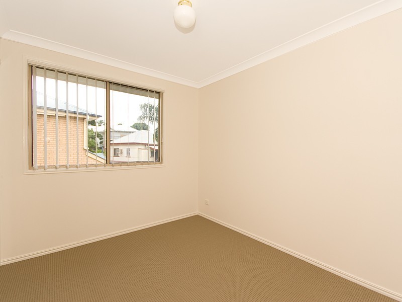 13/31 Birdwood Rd, Holland Park West QLD 4121