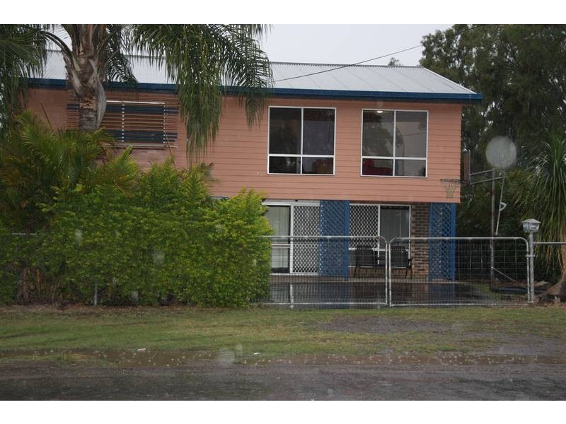 99B North Station Road, North Booval QLD 4304