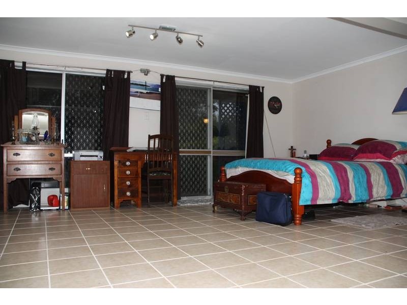 99B North Station Road, North Booval QLD 4304