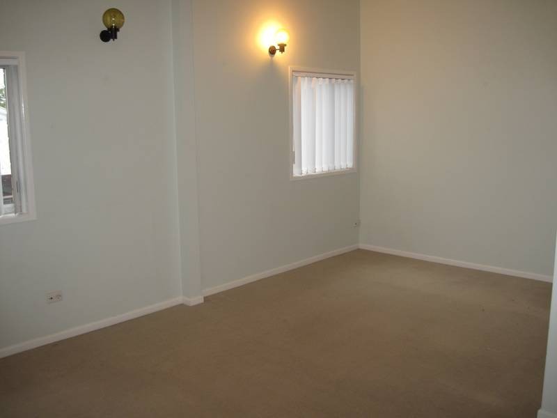 1/25 Garden Street, Greenslopes QLD 4120