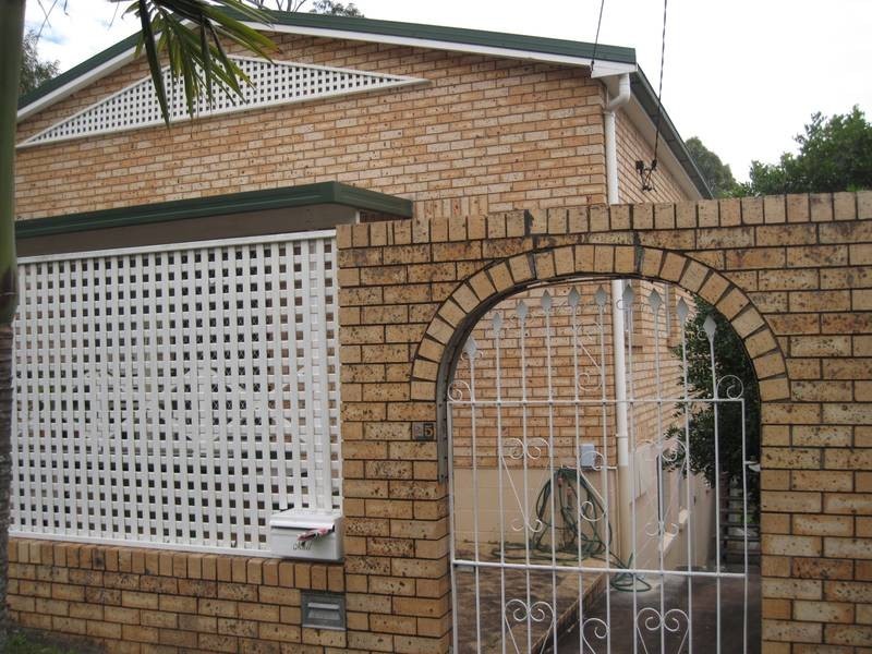 1/25 Garden Street, Greenslopes QLD 4120