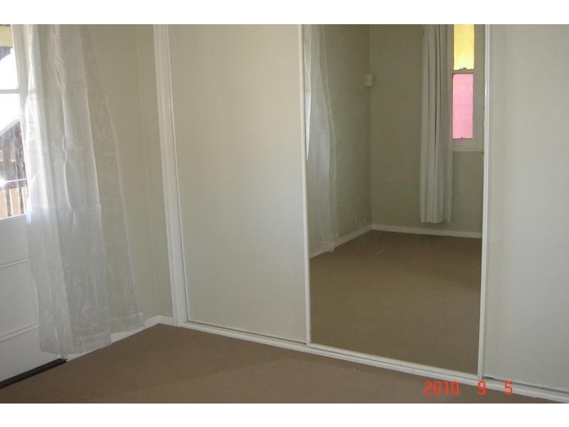 21 Dudleigh Street, North Booval QLD 4304