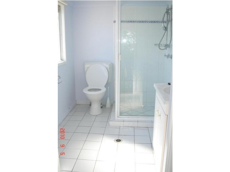 21 Dudleigh Street, North Booval QLD 4304