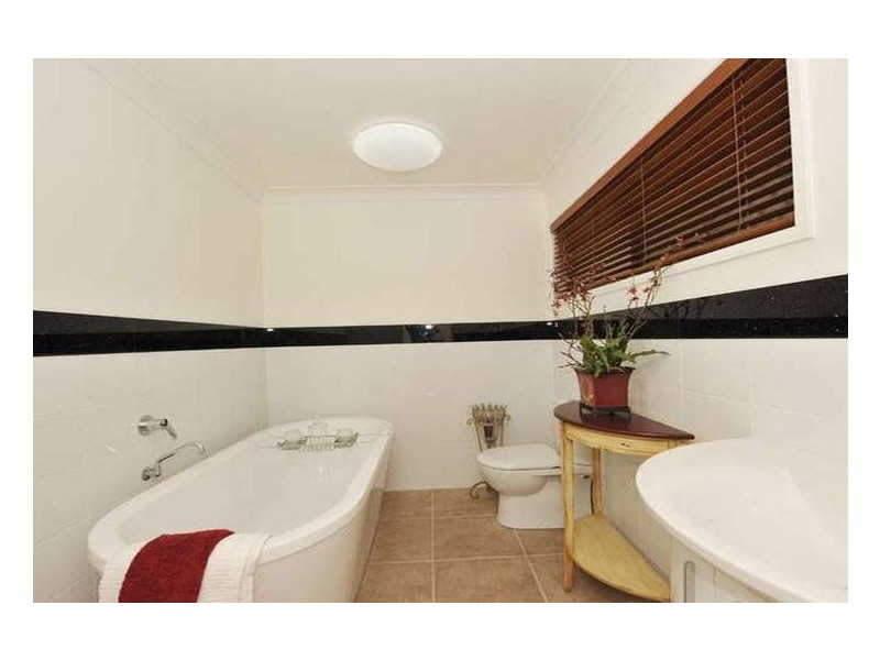 54 Royal Tce, Hamilton QLD 4007