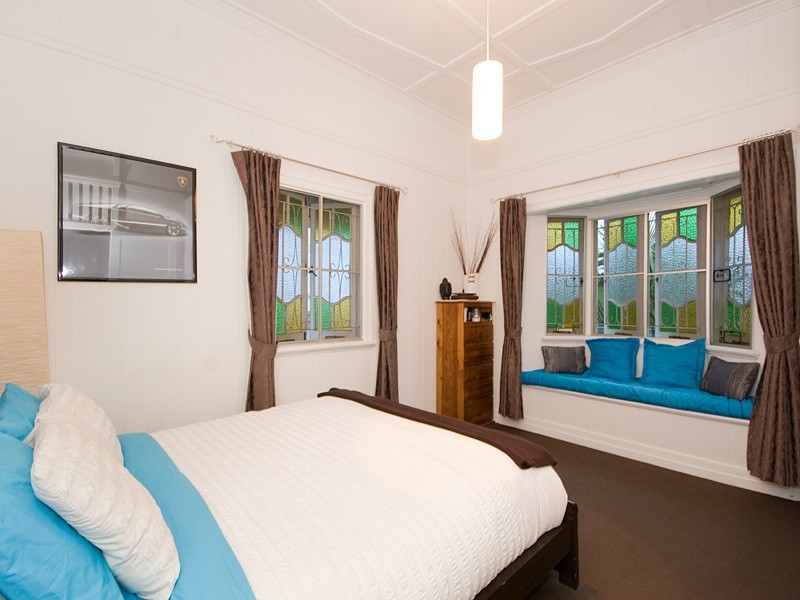 39 Kinmond Ave, Wavell Heights QLD 4012