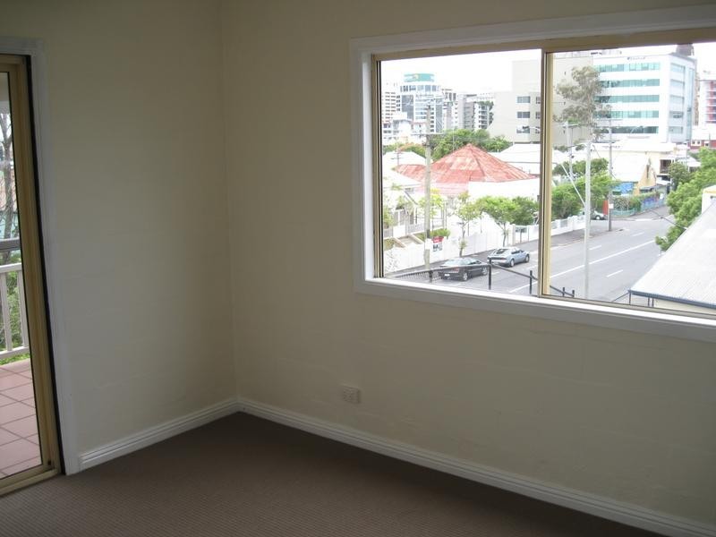 8/142 St Pauls Terrace, Spring Hill QLD 4000