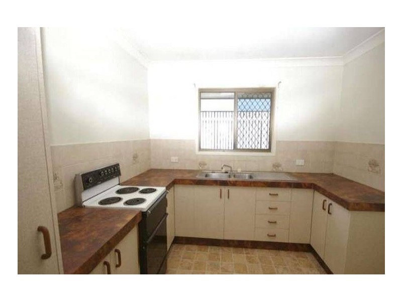 22 Landsdowne Street, Coorparoo QLD 4151