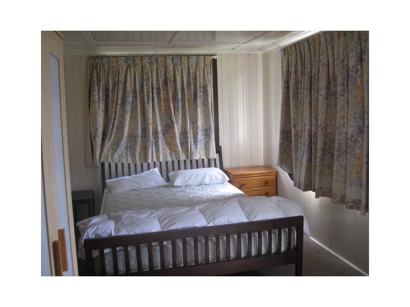 271 Chatsworth Rd, Coorparoo QLD 4151