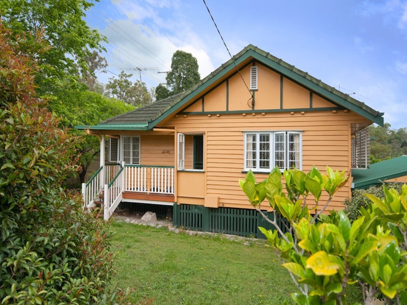 2 Gilston Street, Keperra QLD 4054