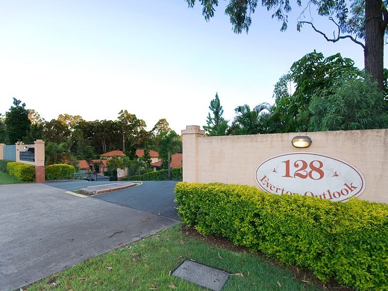 6/128 Queens Road, Everton Park QLD 4053