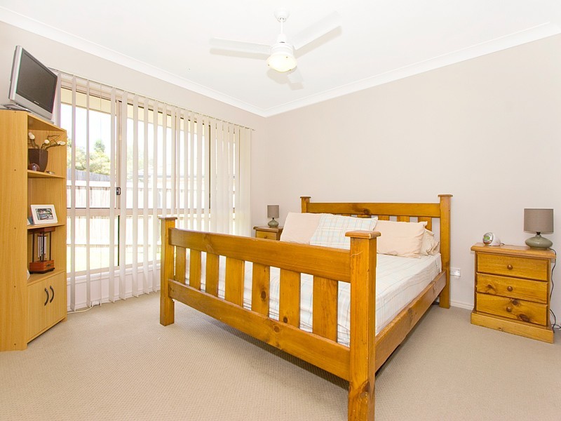 15 Marigold Close, Springfield Lakes QLD 4300