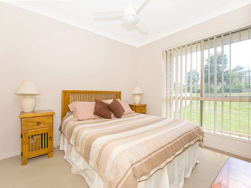 15 Marigold Close, Springfield Lakes QLD 4300