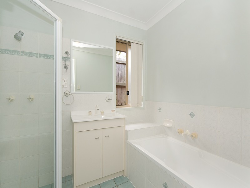 7 Rundle Street, Forest Lake QLD 4078