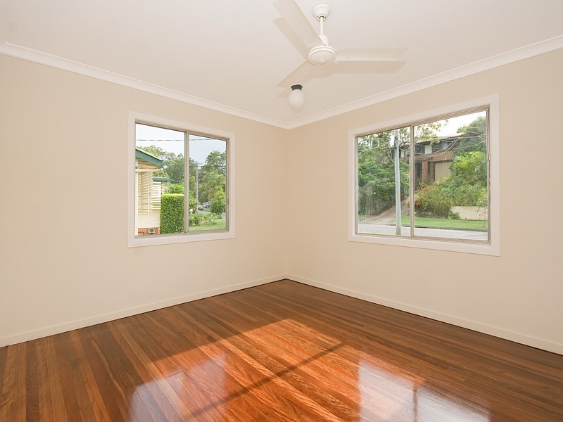 37 Hillock Street, Coorparoo QLD 4151