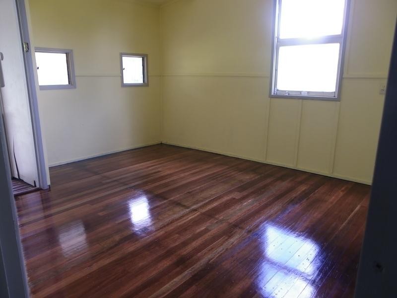 28 Frederick Street, Newtown QLD 4305