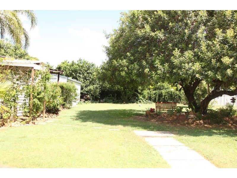 6 Phillip Street, One Mile QLD 4305