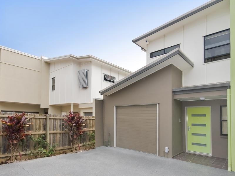 2/7 Bradley Ave, Kedron QLD 4031