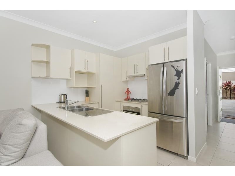 2/7 Bradley Ave, Kedron QLD 4031