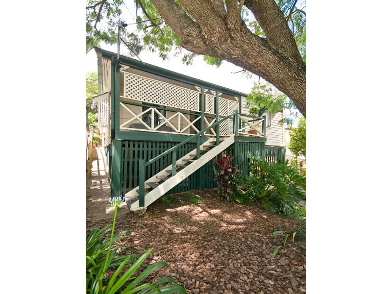 40 Rosalie Street, Bardon QLD 4065