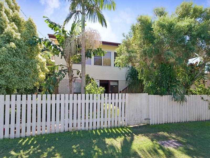 260 South Station Road, Raceview QLD 4305