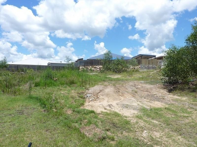 34 Oudeman St, Augustine Heights QLD 4300