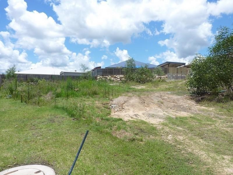 34 Oudeman St, Augustine Heights QLD 4300