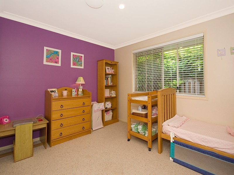 8 Inverpine Court, Petrie QLD 4502