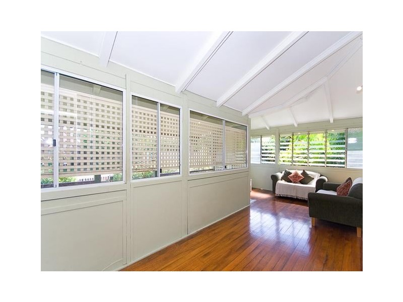 22 Jubilee Terrace, Ashgrove QLD 4060