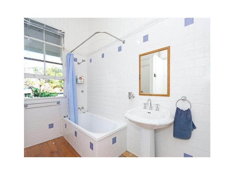 22 Jubilee Terrace, Ashgrove QLD 4060