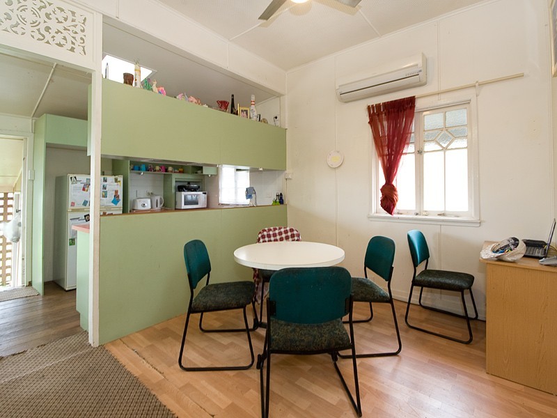 8 High Street, Ipswich QLD 4305