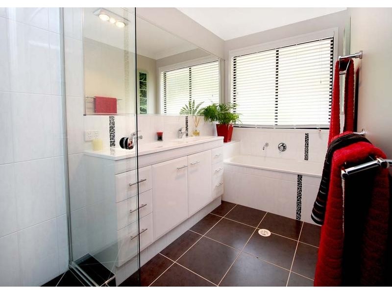 87 Lyndon Way, Karalee QLD 4306