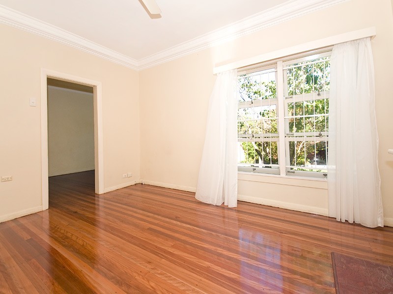 102 Capella Street, Coorparoo QLD 4151