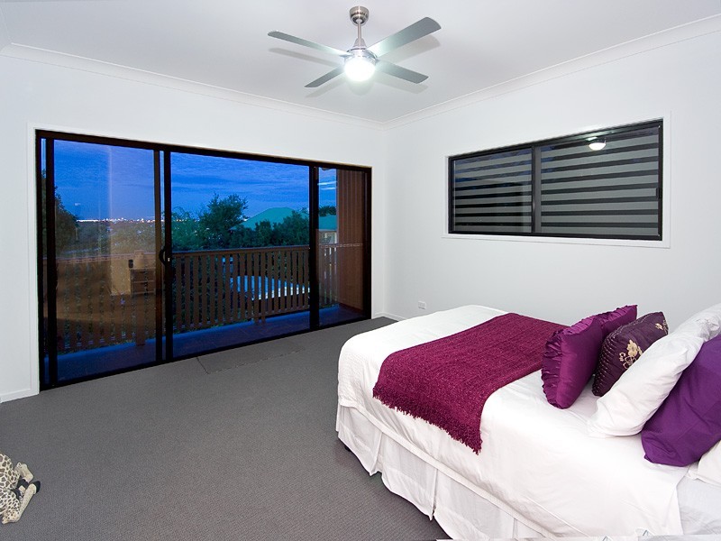 1/39 Kinmond Ave, Wavell Heights QLD 4012