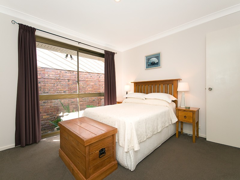 10 Kiama Crescent, Ferny Hills QLD 4055