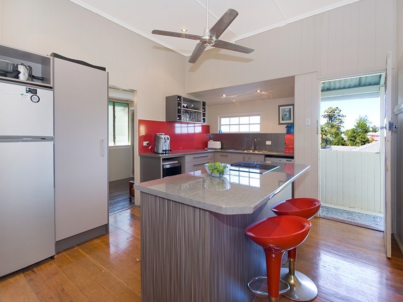 71 Hill Street, North Ipswich QLD 4305