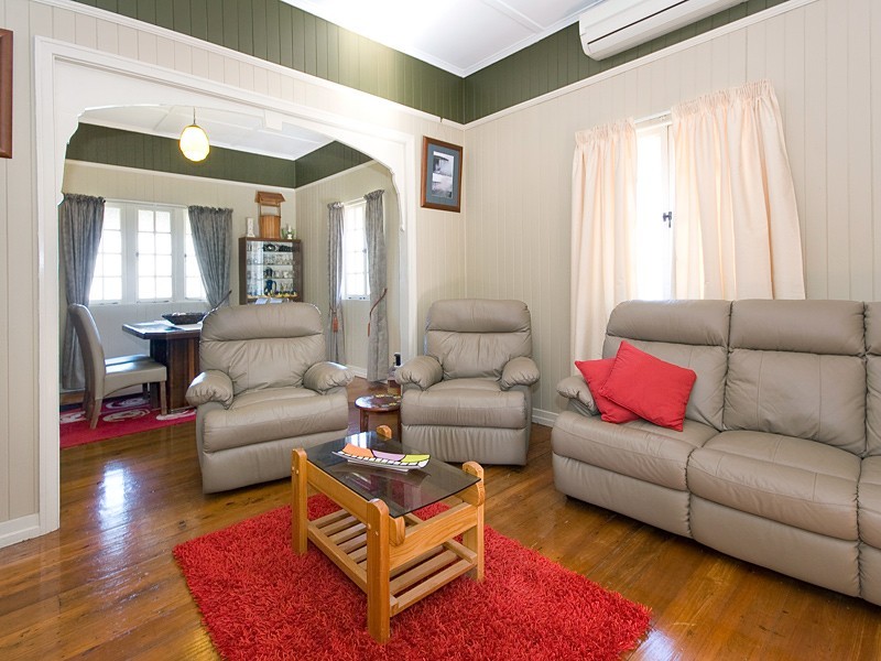 71 Hill Street, North Ipswich QLD 4305