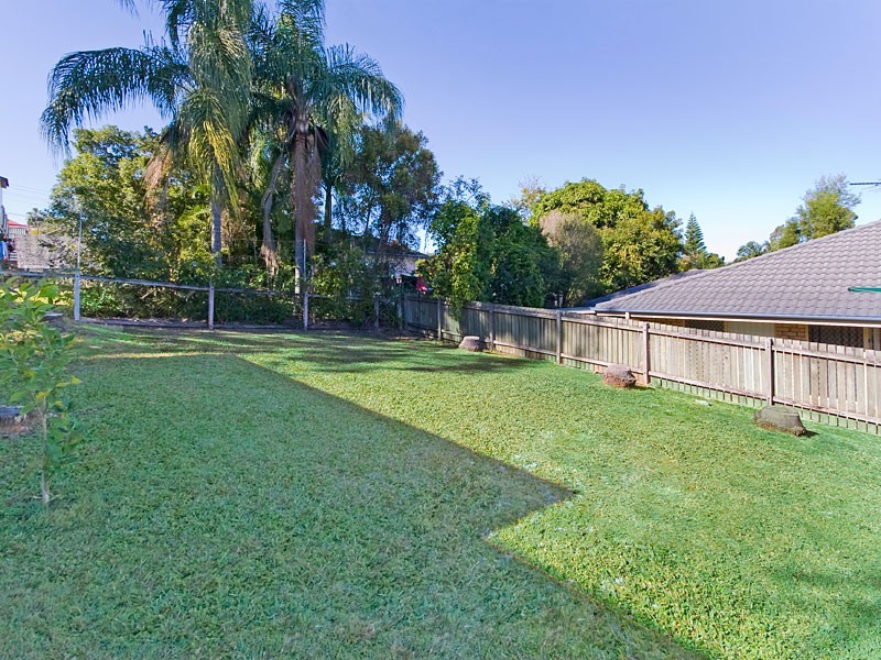 71 Hill Street, North Ipswich QLD 4305