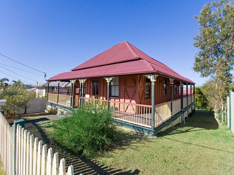 15 Hill Street, North Ipswich QLD 4305