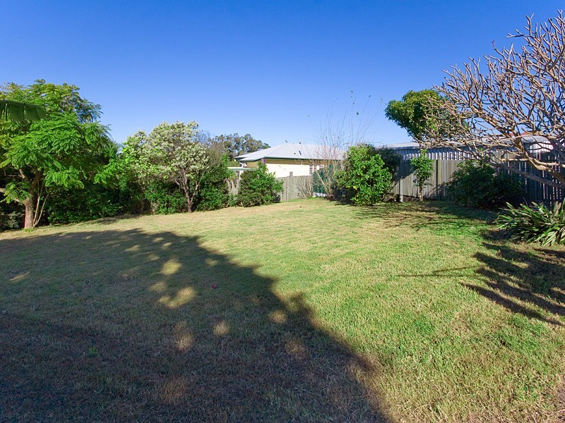 15 Hill Street, North Ipswich QLD 4305