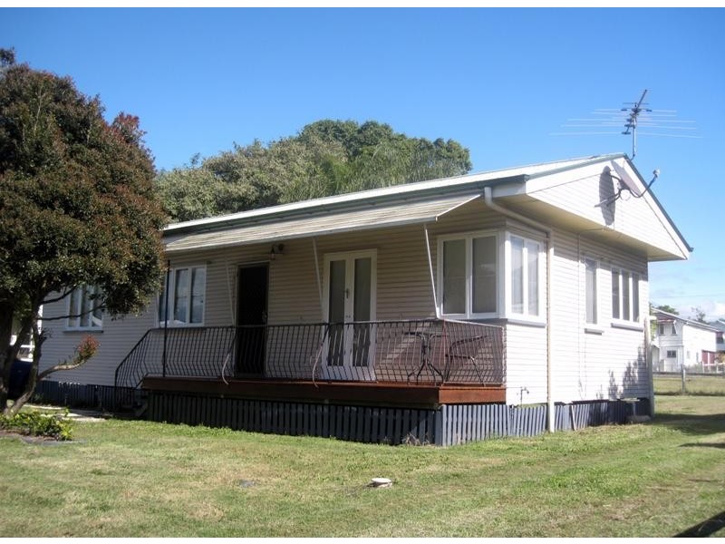 26 James Street, East Ipswich QLD 4305