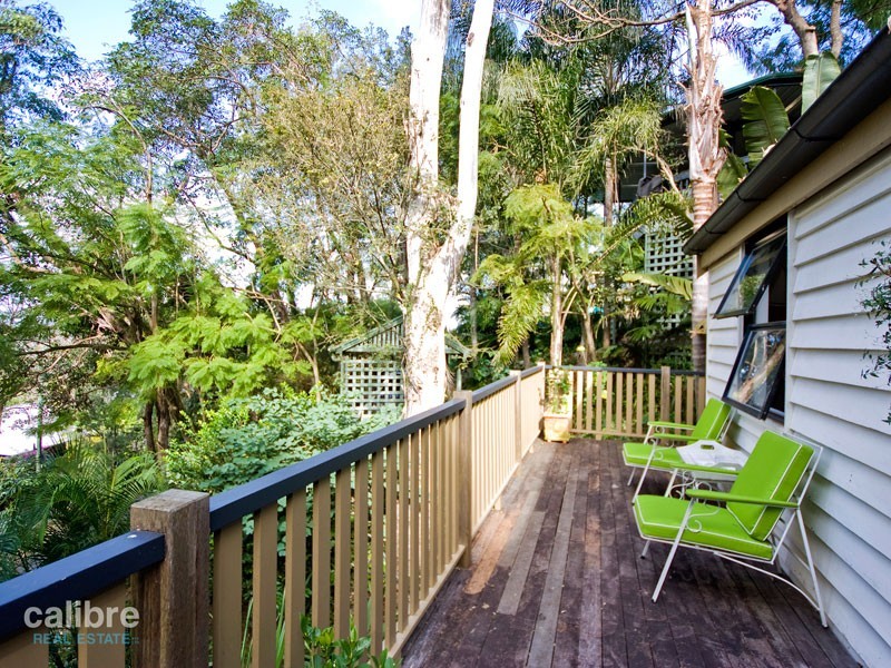 71 Forrester Terrace, Bardon QLD 4065