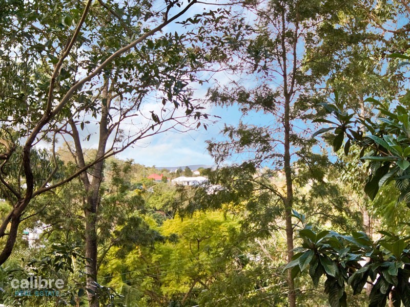 71 Forrester Terrace, Bardon QLD 4065