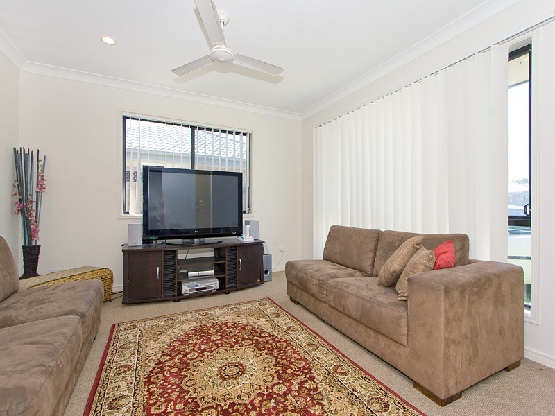 22 Griffen Place, Crestmead QLD 4132