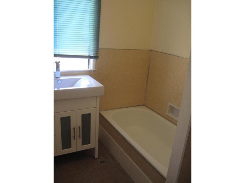 2/55 Cressey Street, Wavell Heights QLD 4012