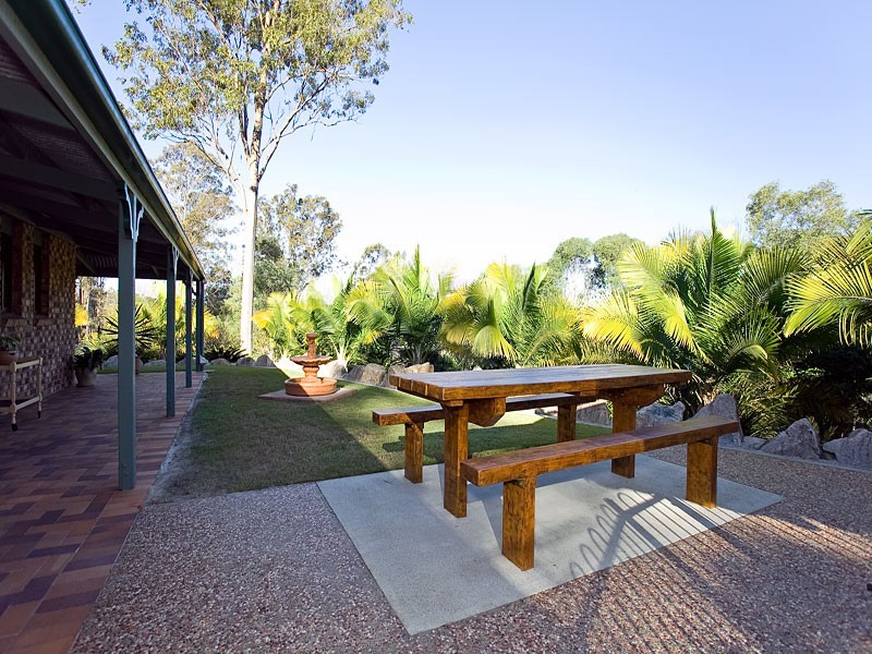 8 Frigo Court, Bunya QLD 4055