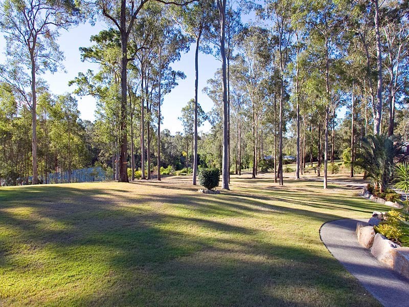 8 Frigo Court, Bunya QLD 4055