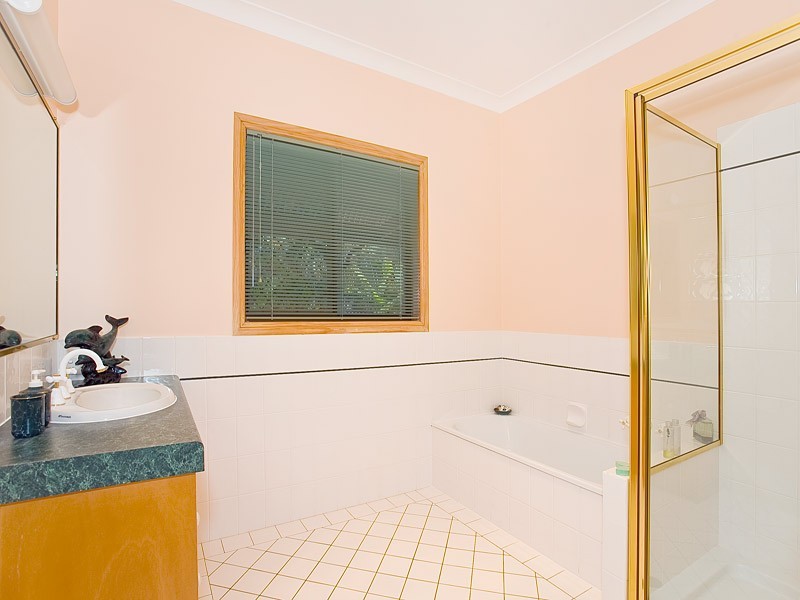 8 Frigo Court, Bunya QLD 4055