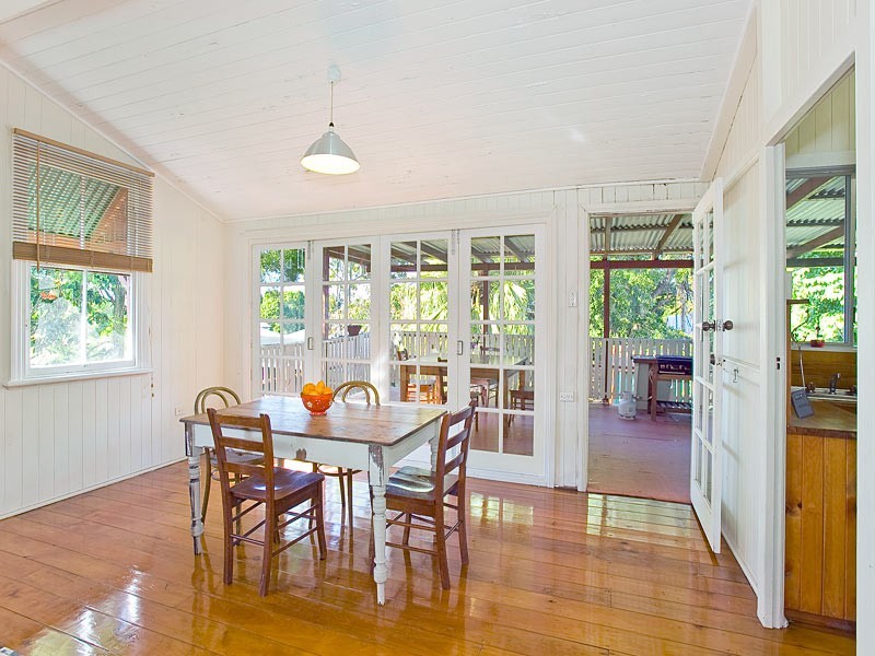 22 Cramb Street, Eastern Heights QLD 4305