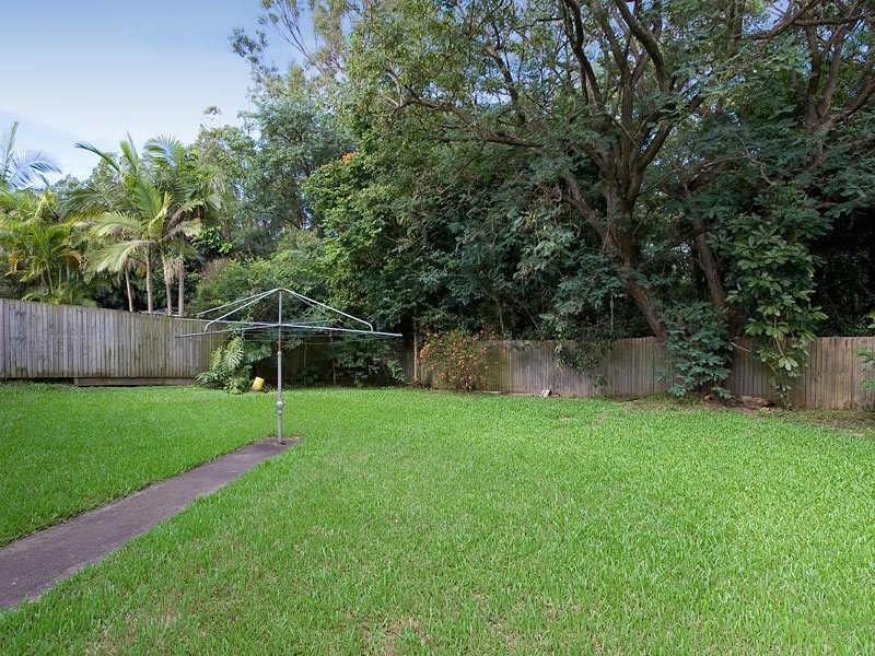 37 Hillock Street, Coorparoo QLD 4151