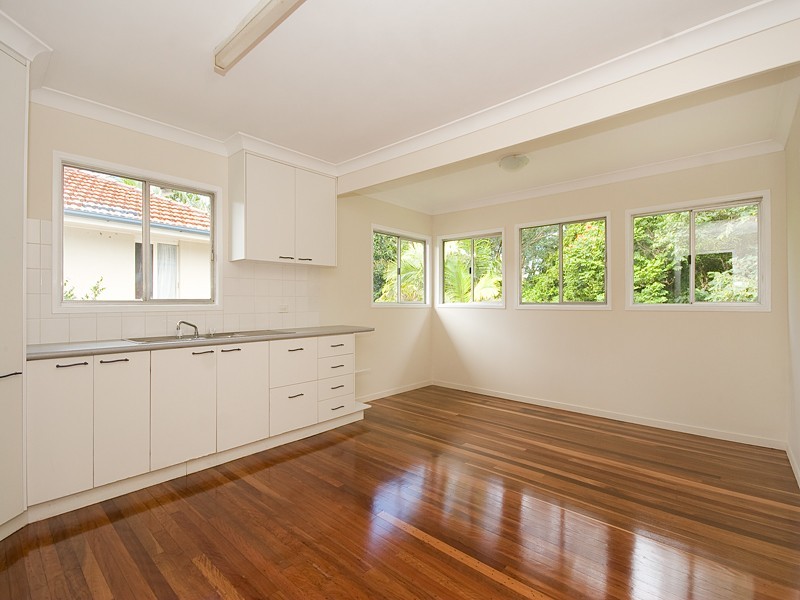 37 Hillock Street, Coorparoo QLD 4151